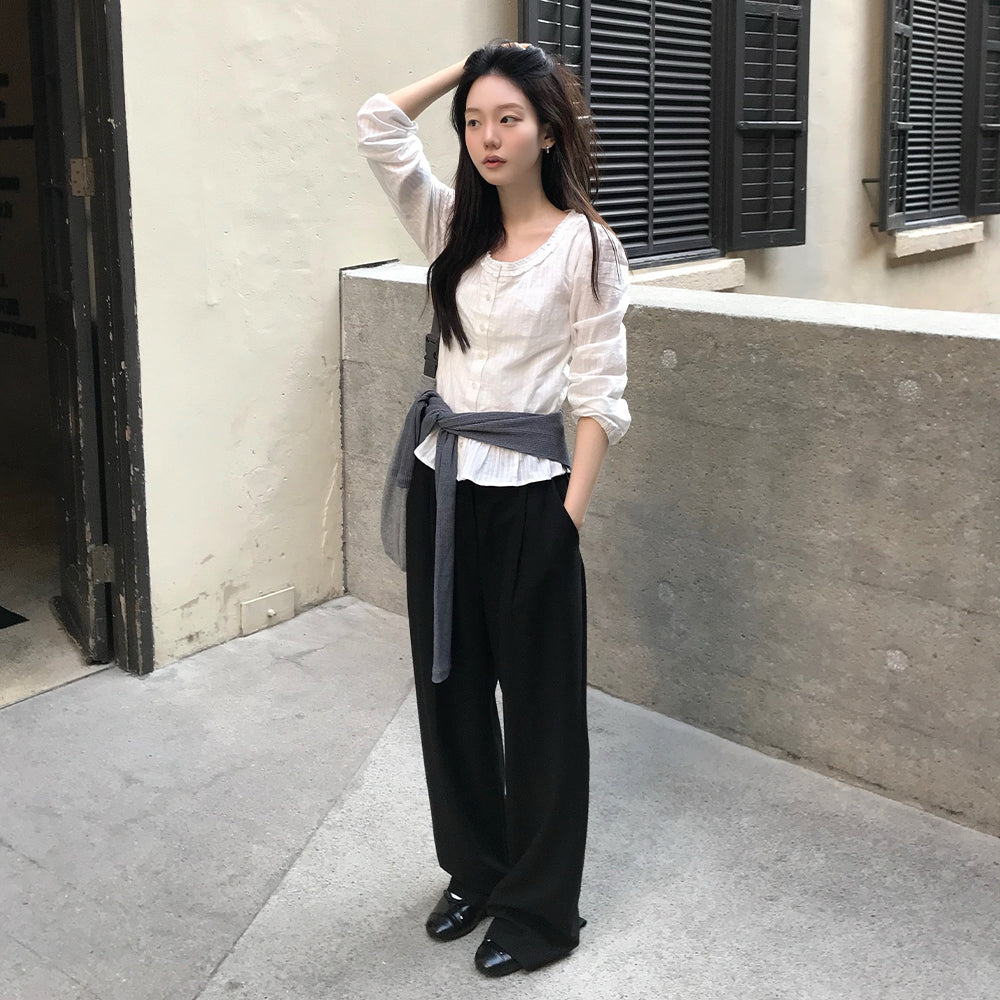 LETTER FROM MOON Not knee round neck frill blouse (ivory)