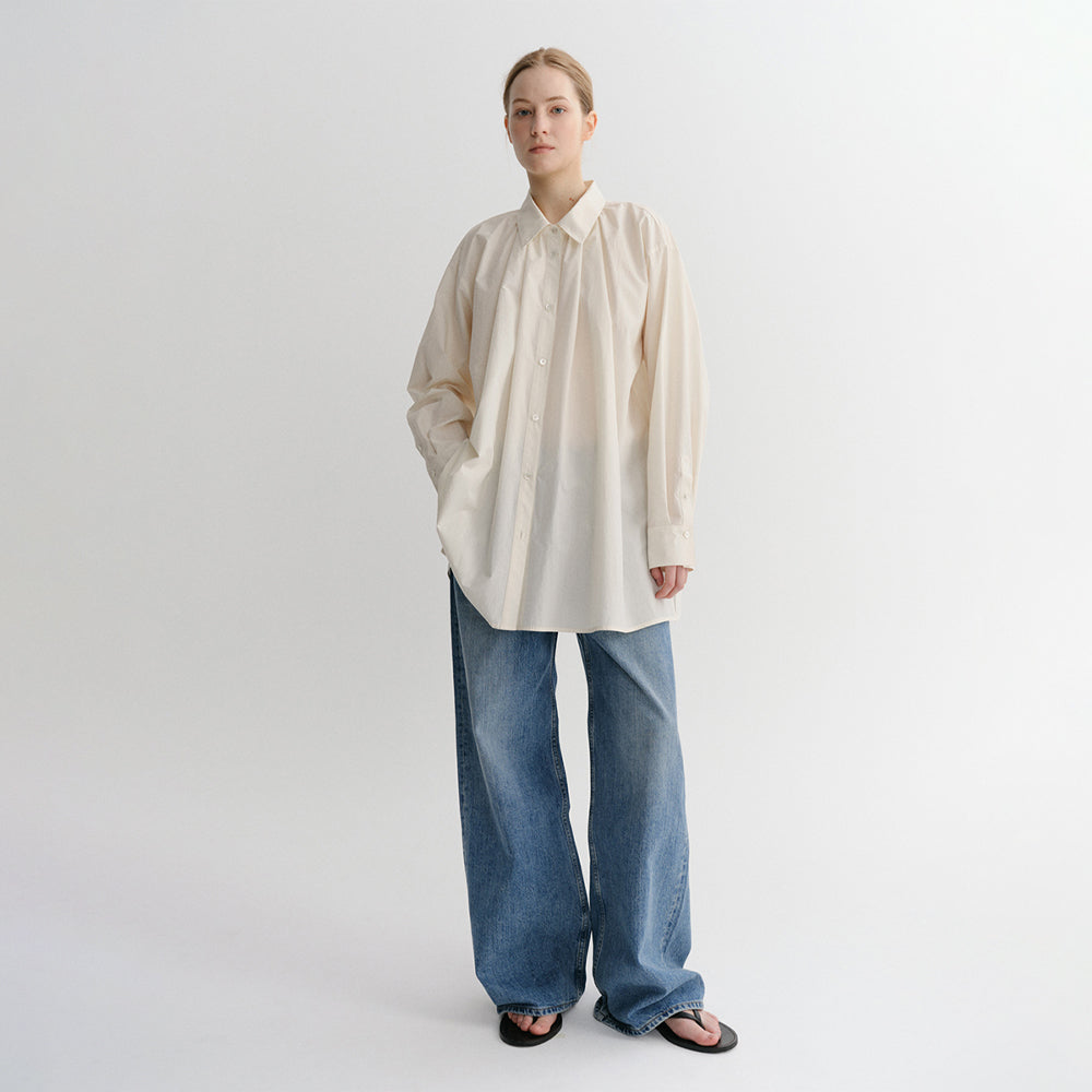 EAAH HIGH NECK SHIRRING SHIRT (CREAM)