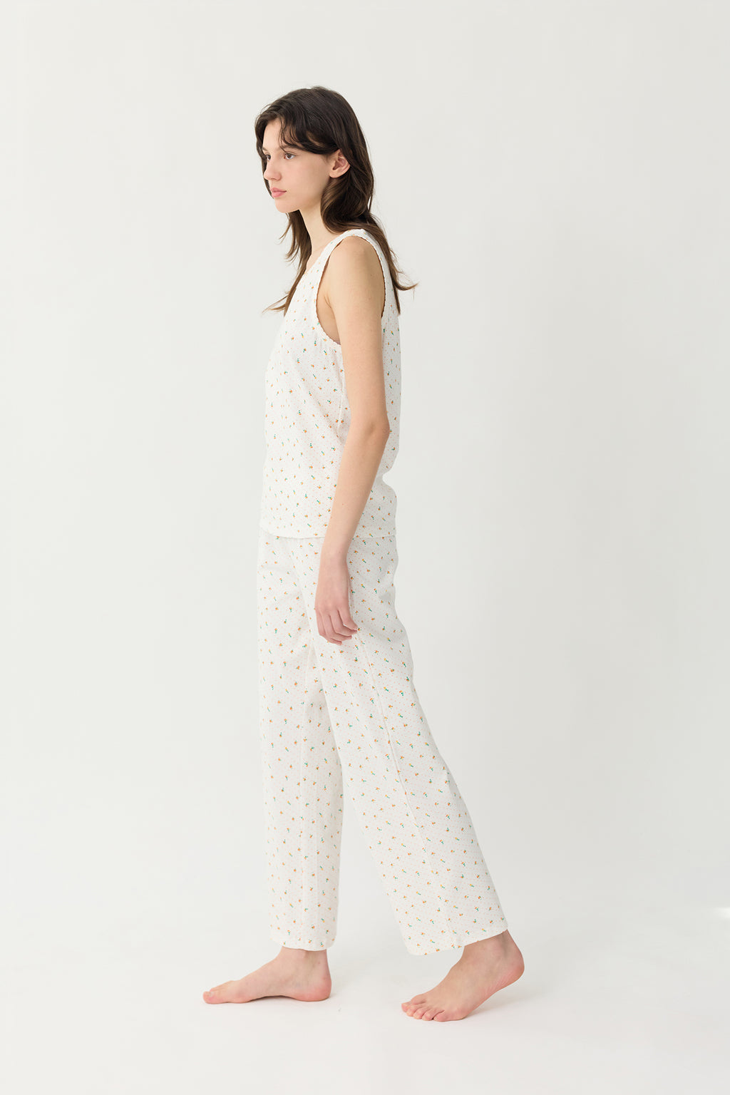 KOZNOK Romi Flower Women's Sleeveless T-Shirt
