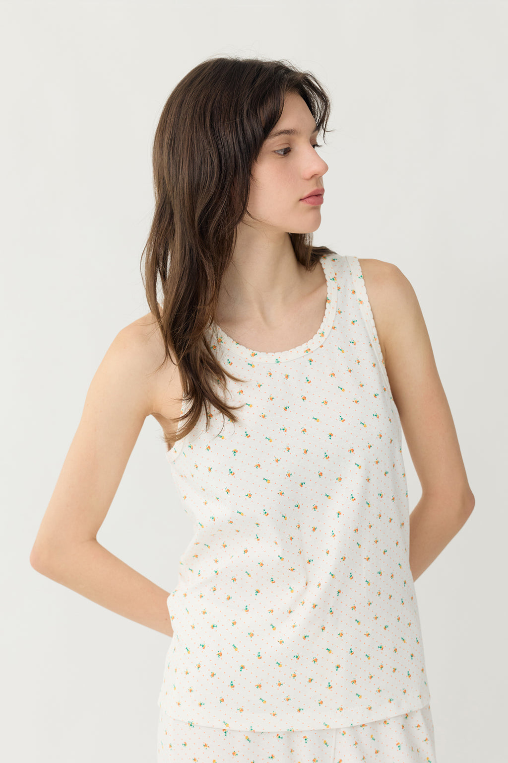 KOZNOK Romi Flower Women's Sleeveless T-Shirt