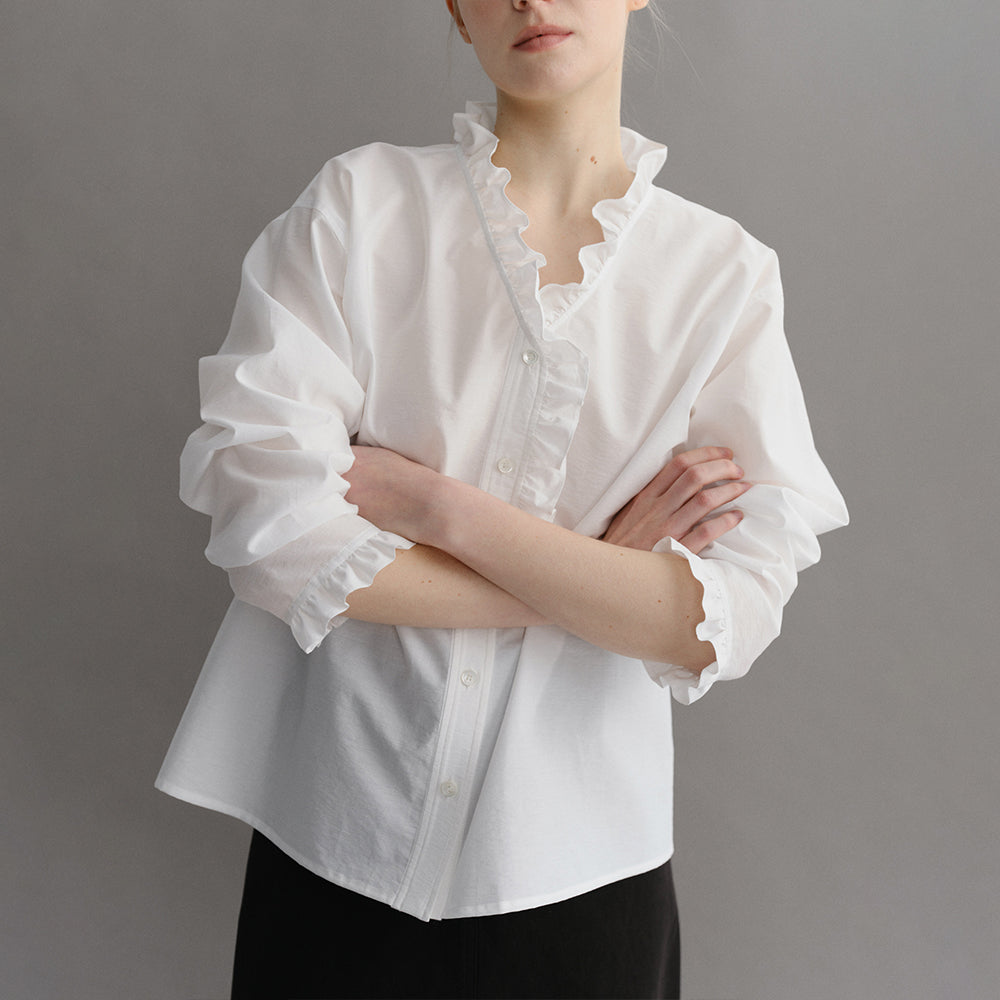 EAAH COVE RUFFLE SHIRT (WHITE)