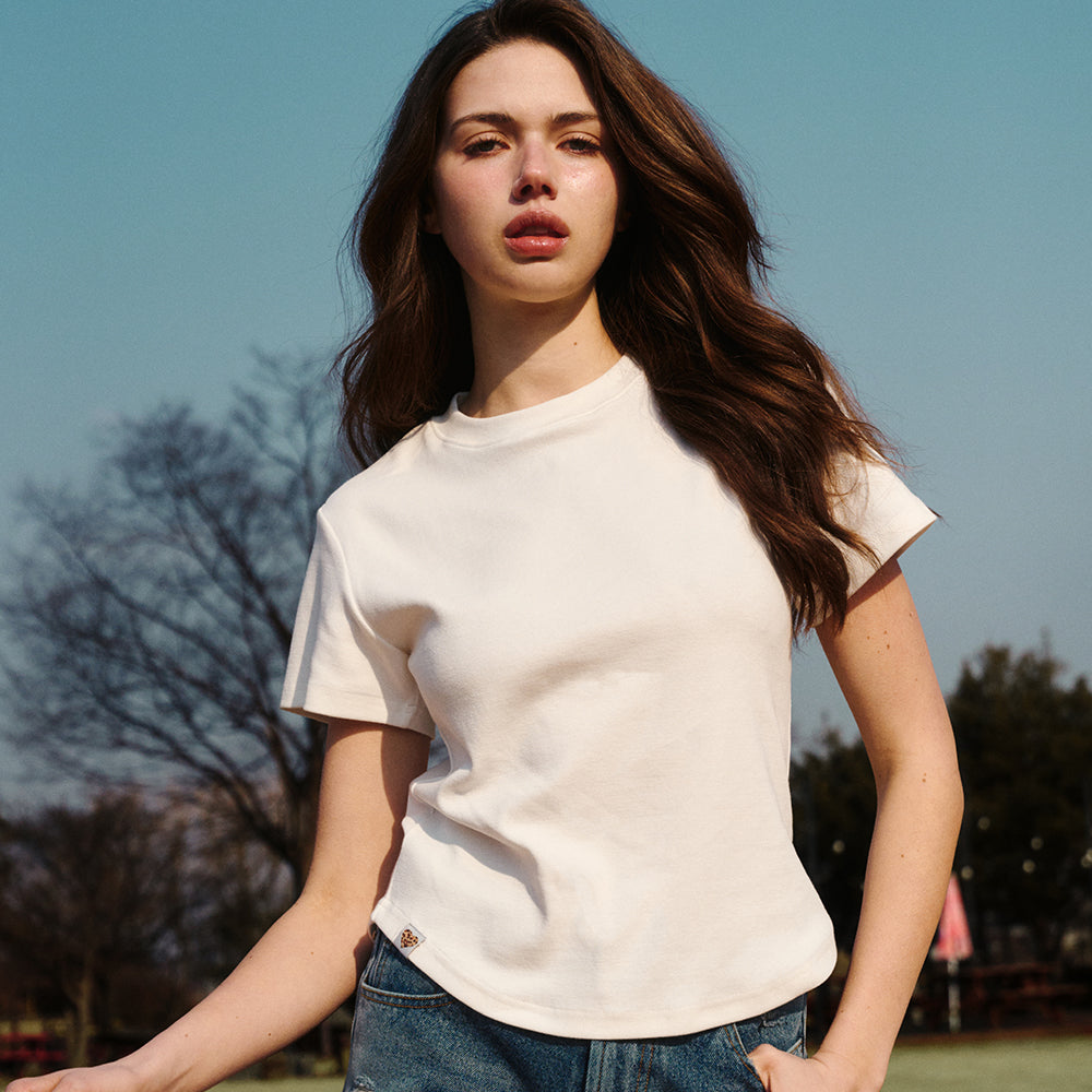 ERER [1st Reorder] Logo Label Short-sleeved T-shirt White