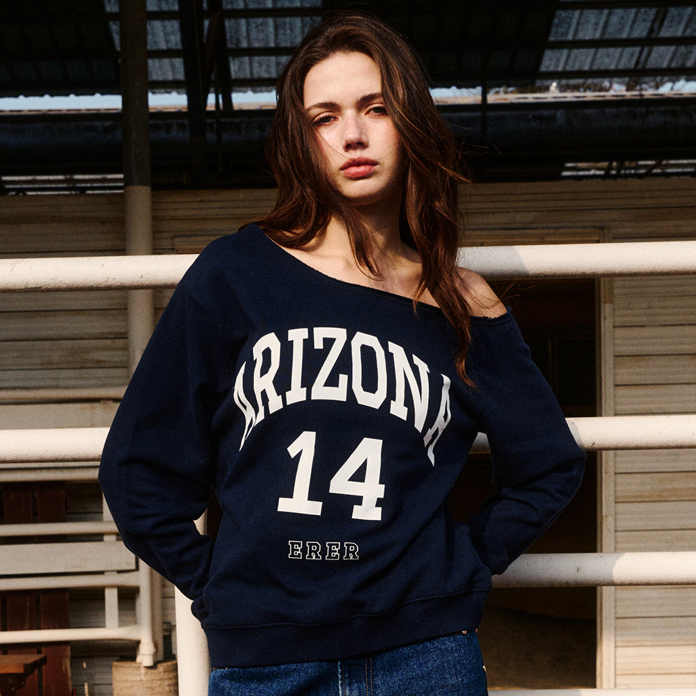 ERER [4th reorder] Off-shoulder Arizona Sweatshirt Navy