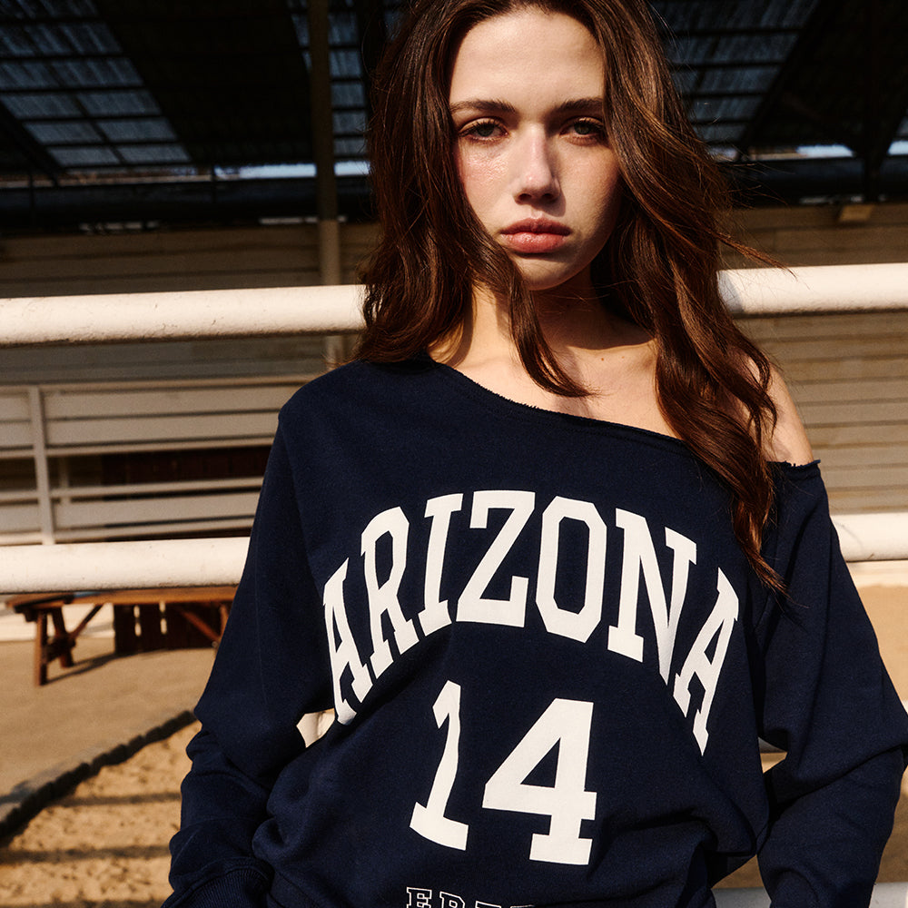 ERER [4th reorder] Off-shoulder Arizona Sweatshirt Navy