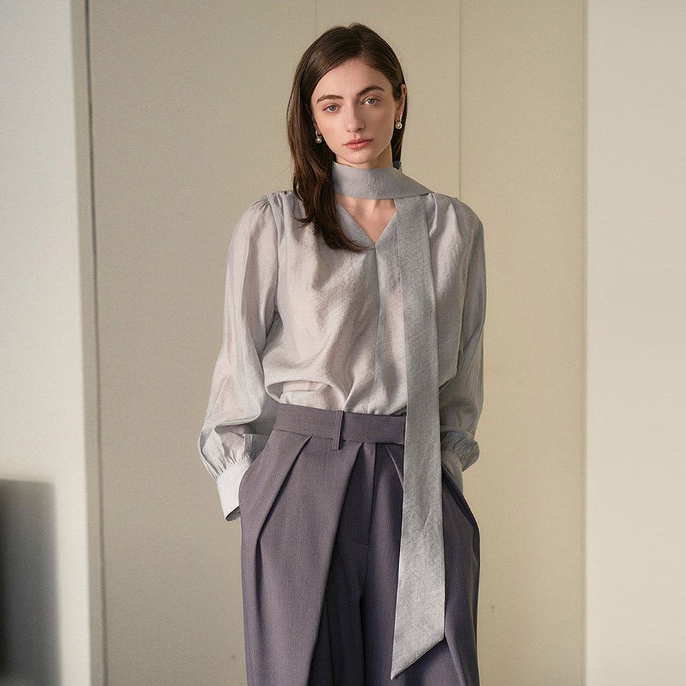 GIEMAR SHINING TIE BLOUSE SKY BLUE Shining tie blouse sky blue
