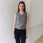 DERS Uma 90s V-neck sleeveless - gray