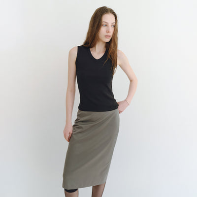 [2nd] Uma 90s V-neck sleeveless - Black