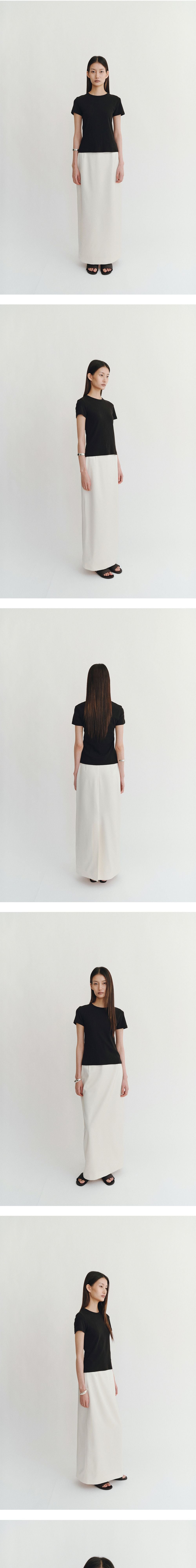 DERS [1st] Tess 90s basic t-shirt - black