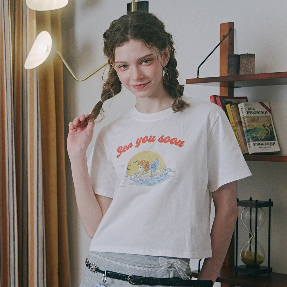 JUDYN Beach Angel Women's Semi-Cropped Short Sleeve T-Shirt