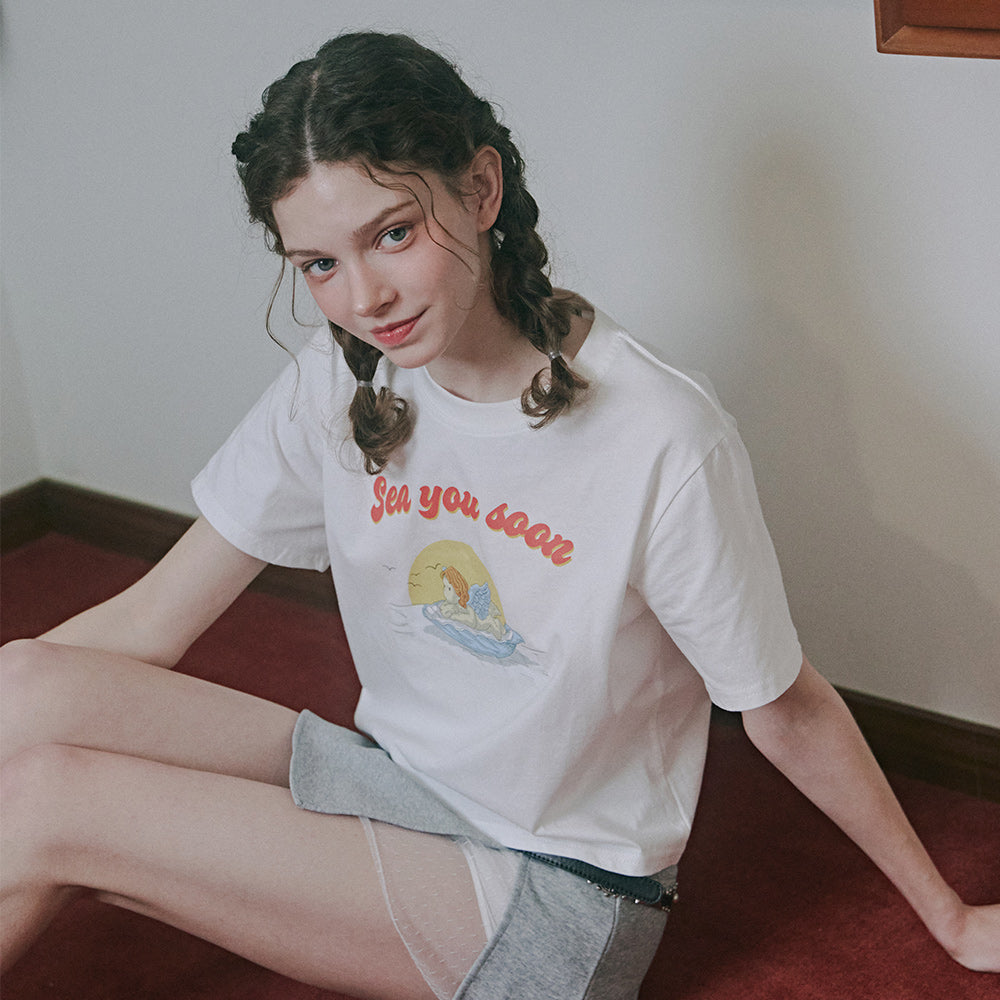 JUDYN Beach Angel Women's Semi-Cropped Short Sleeve T-Shirt