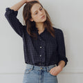 BLANK03 check pin-tuck blouse (navy)