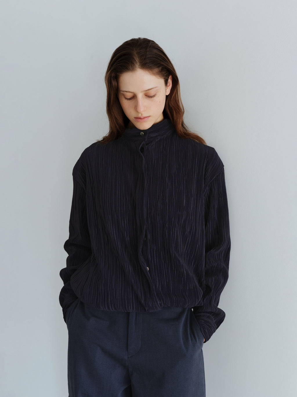 AUBOUR [2nd restock] pleats string blouse (navy)