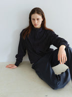 AUBOUR [2nd restock] pleats string blouse (navy)