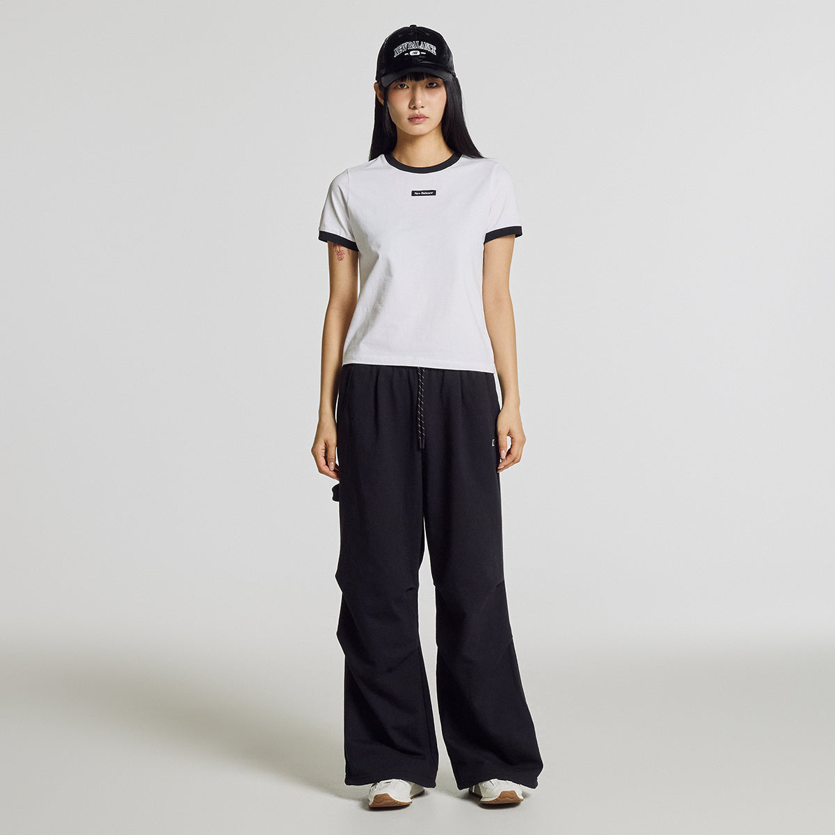 NEW BALANCE NBNEG2W462 / WOMEN IV short sleeve t-shirt (WHITE)