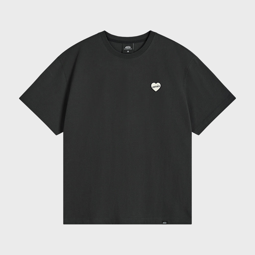 EMIS HEART RUBBER PATCH T-SHIRT-BLACK