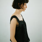 GREENBUTTER Lace Pintuck Sleeveless Blouse (Black)