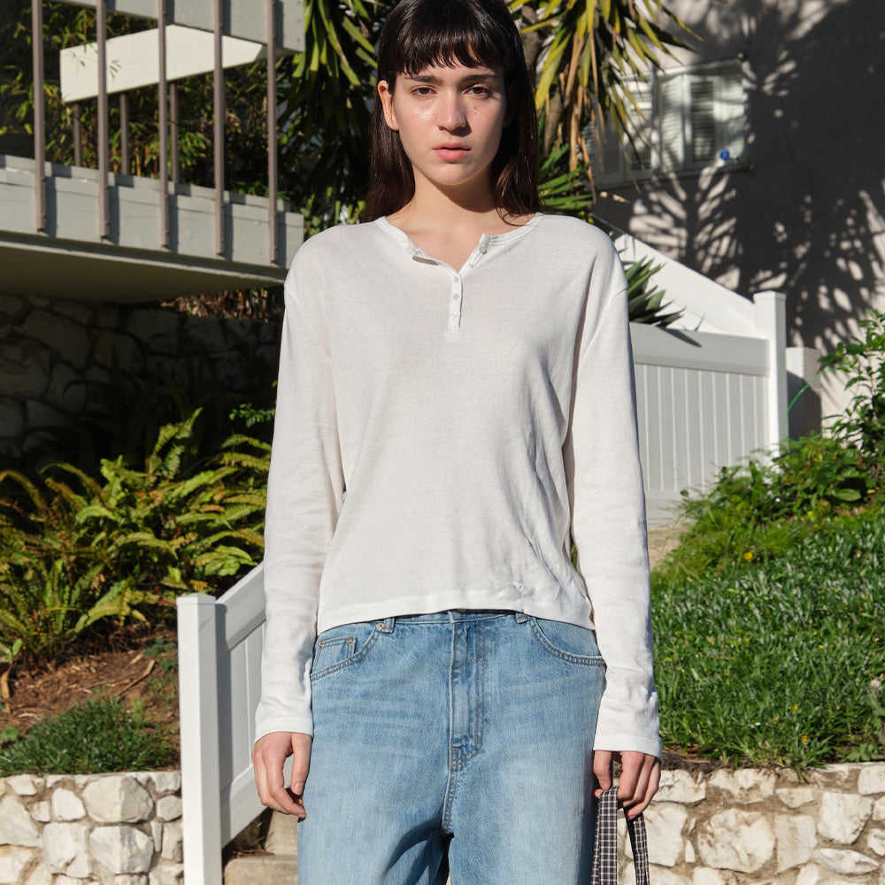 LOW CLASSIC RELAXED HENLEY TEE_IVORY [LC267TS07IV]