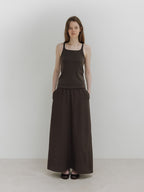 MOIA plain sleeveless (soil brown)