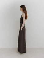 MOIA plain sleeveless (soil brown)