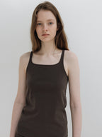 MOIA plain sleeveless (soil brown)