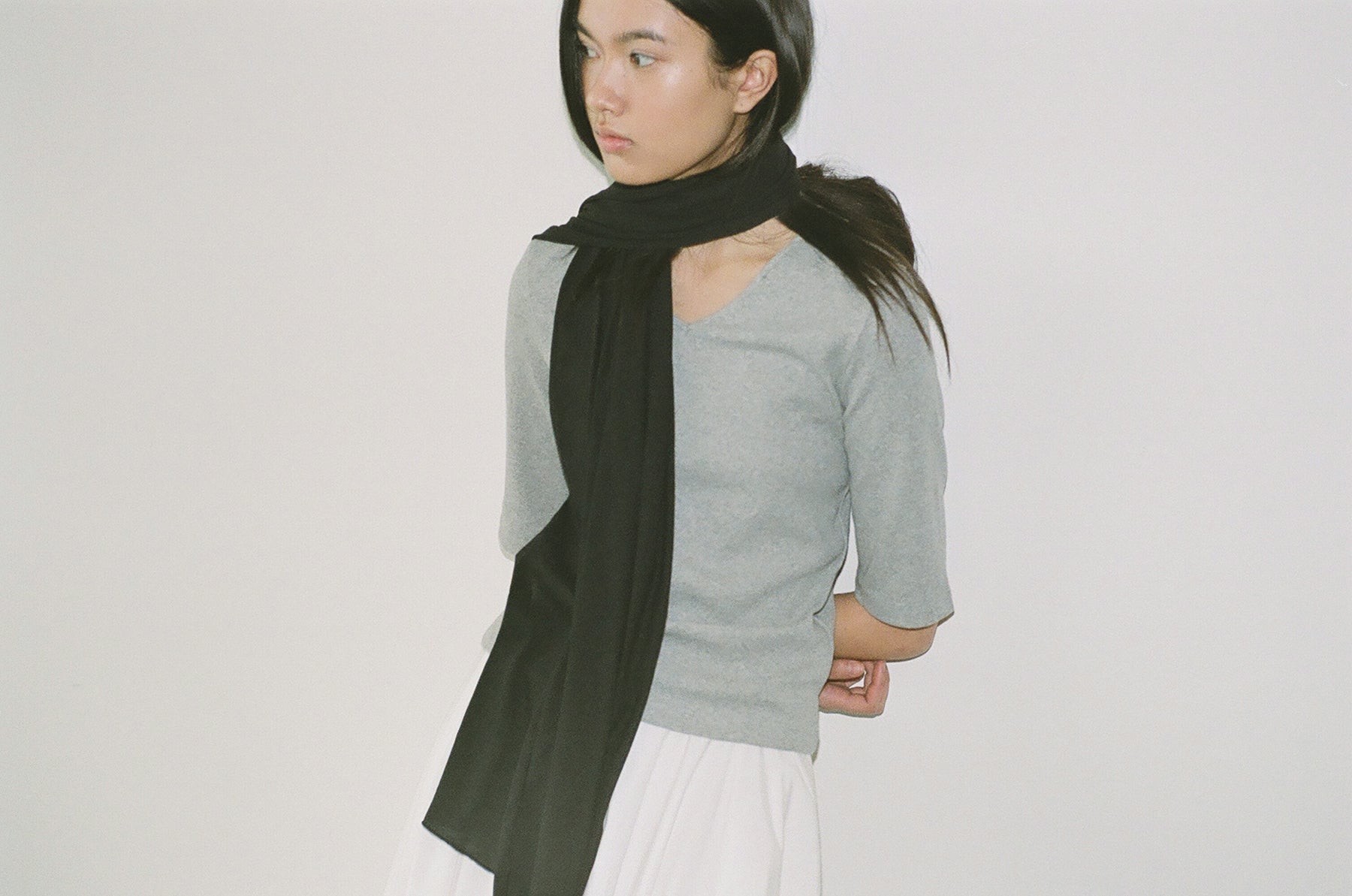 NCSSRY Essential V-Neck Top (Black)