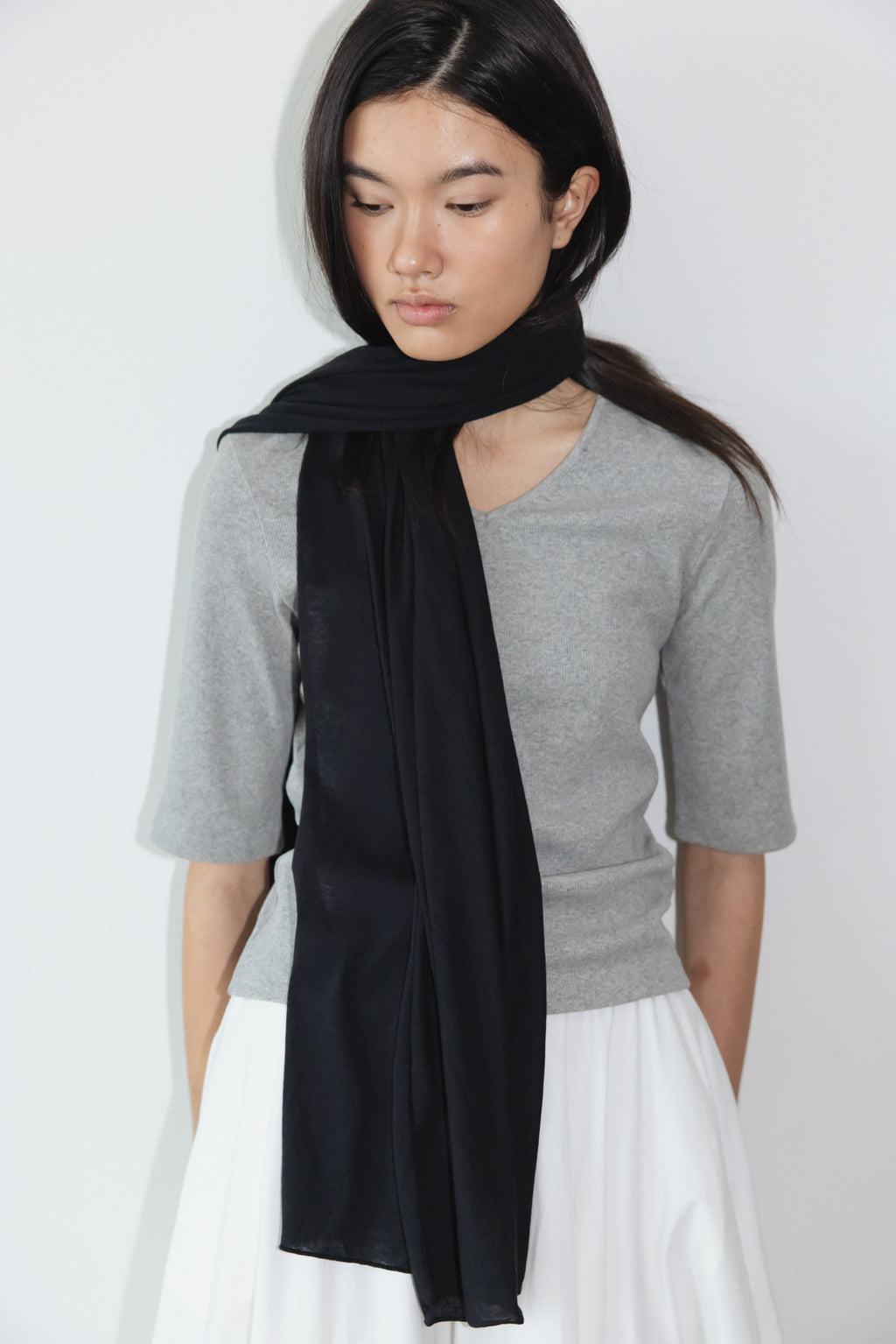 NCSSRY Essential V-Neck Top (Melange Grey)