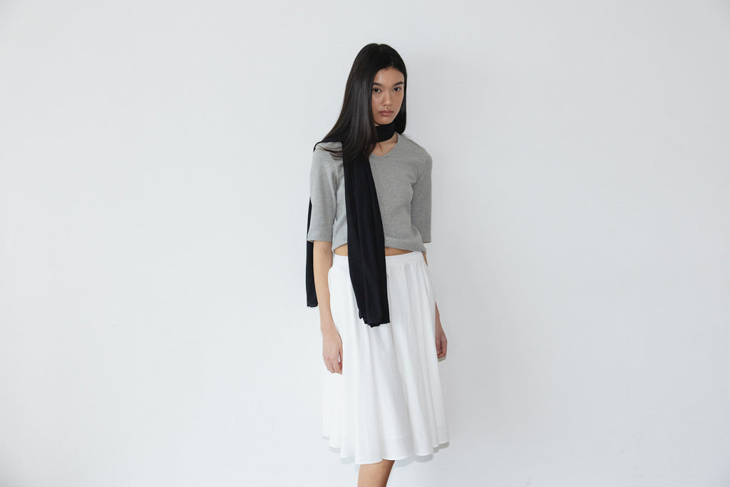 NCSSRY Essential V-Neck Top (Melange Grey)