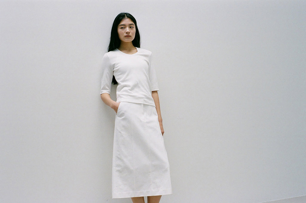 NCSSRY Essential V-Neck Top (White)