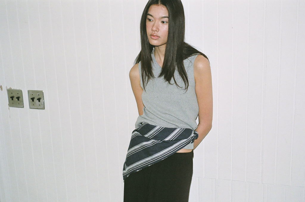 NCSSRY Essential V-Neck Sleeveless (Melange Grey)