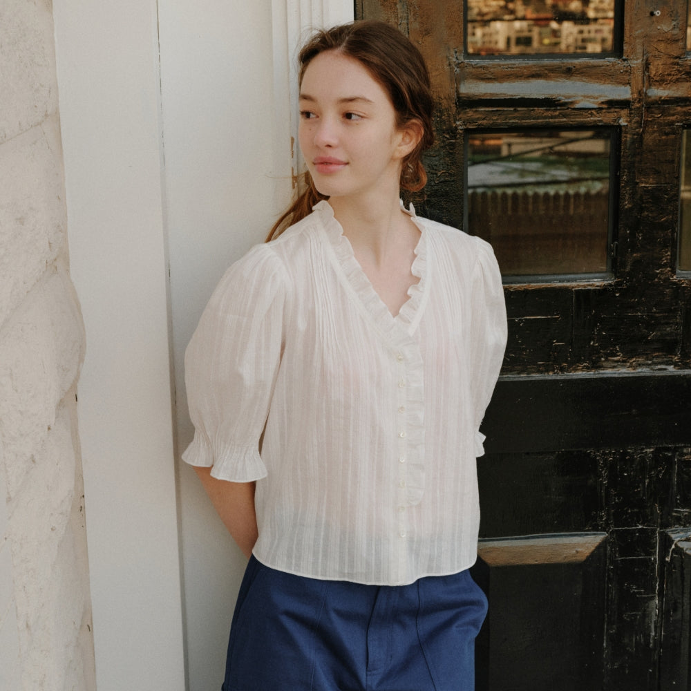 DEPOUND pintuck frill v neck blouse - white