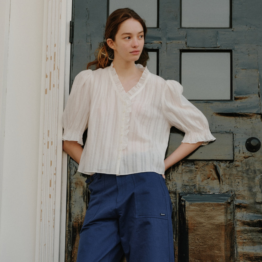 DEPOUND pintuck frill v neck blouse - white