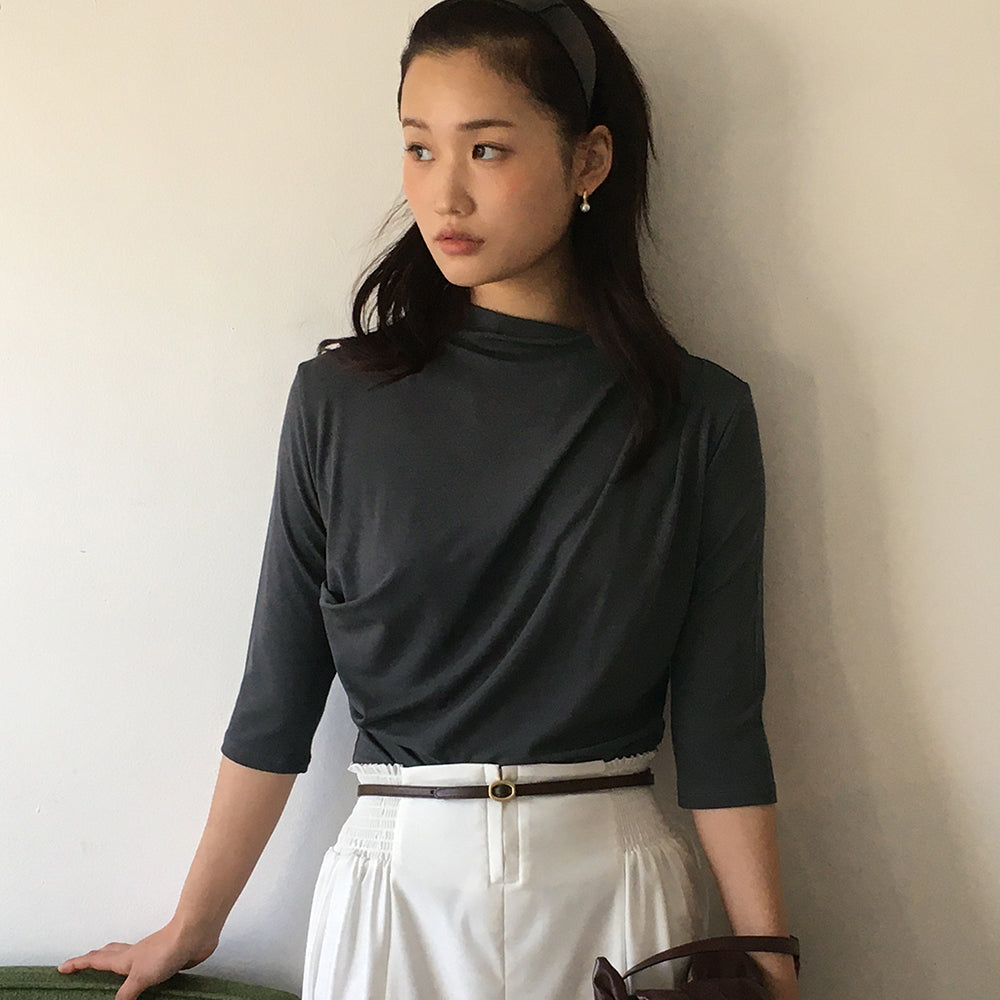 CHERIAUBE Bouquet Drape Tee-Charcoal