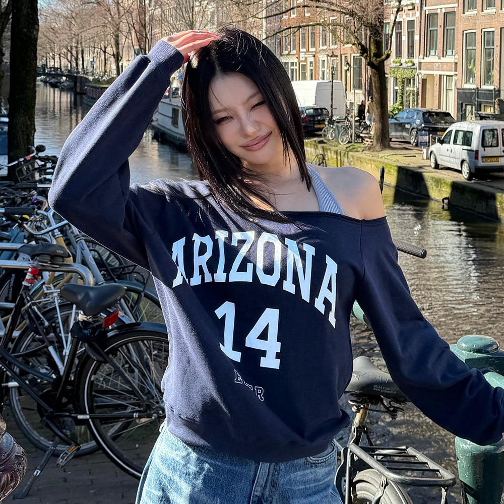 ERER [4th reorder] Off-shoulder Arizona Sweatshirt Navy