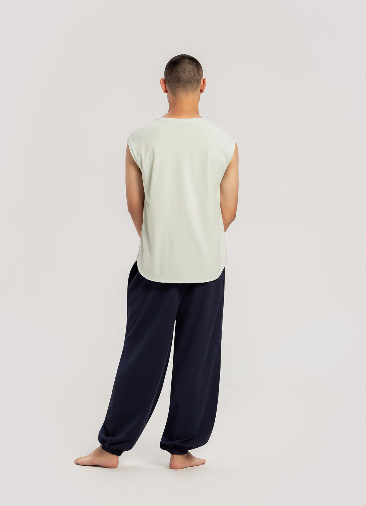 BUDHI MUDRA Simple round sleeveless (Unisex)_2 Colors