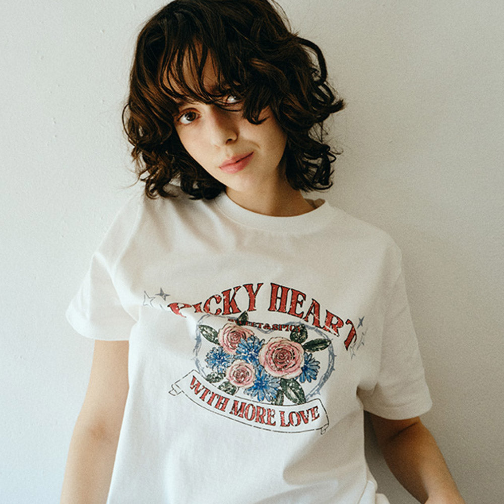 AaU [Same-day shipping] Vintage Rose Short Sleeve Tee_White