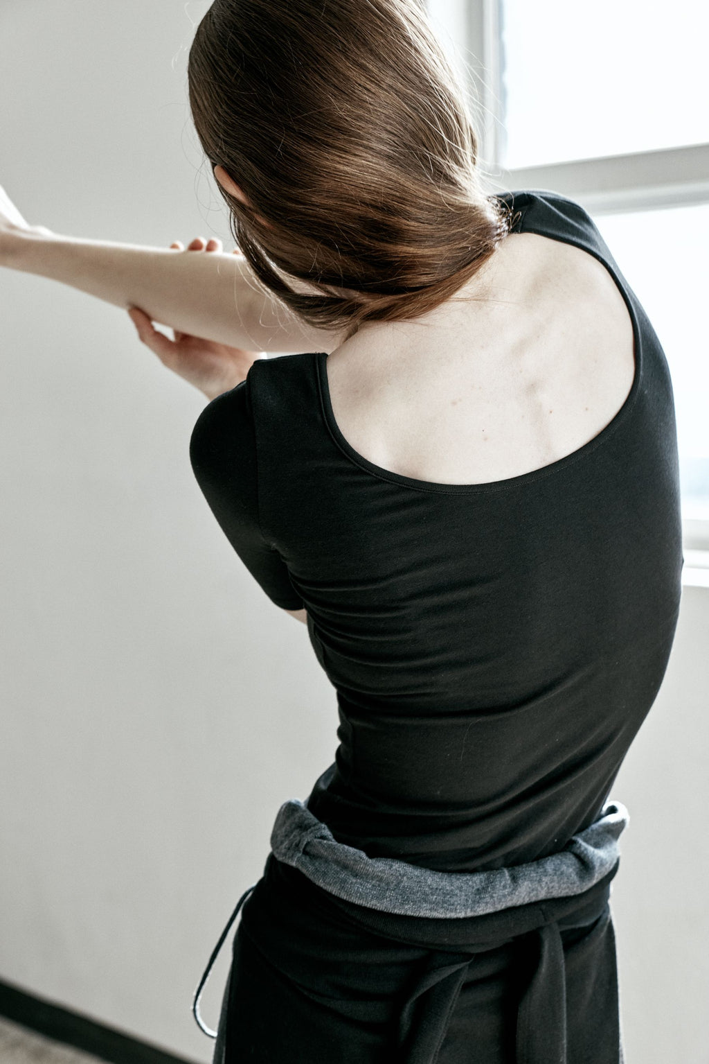 LE17SEPTEMBRE SCOOP NECK BASIC TOP [BLACK]