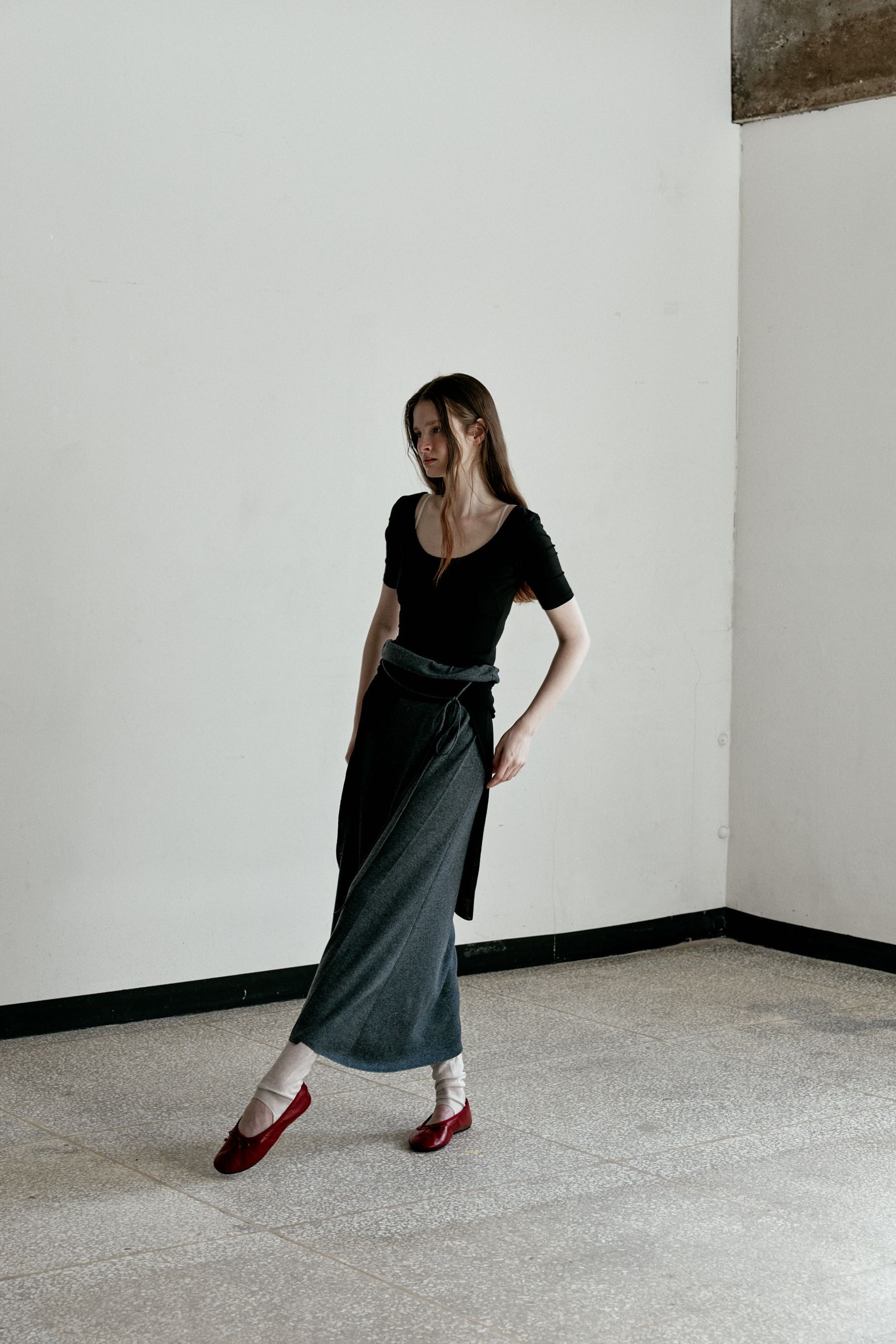 LE17SEPTEMBRE SCOOP NECK BASIC TOP [BLACK]