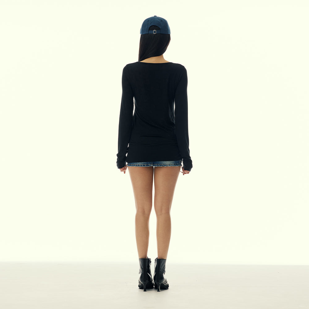 GILA ARCHIVE USA LOGO V NECK LONG SLEEVE_BLACK