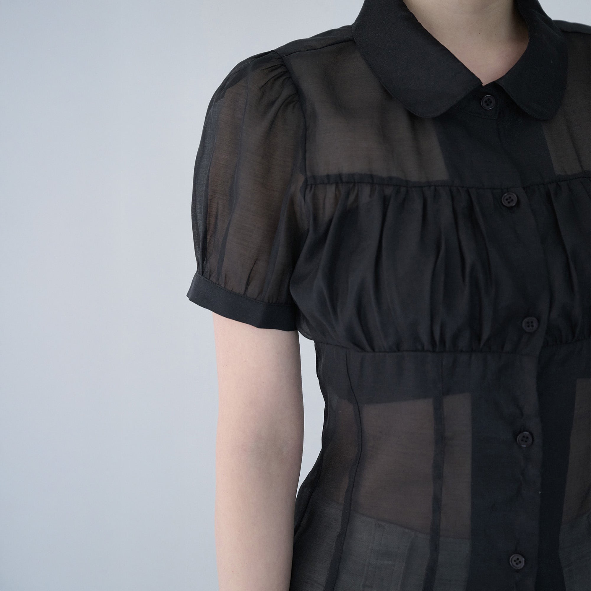 MIRECO SHIRRING SHEER BLOUSE BLACK