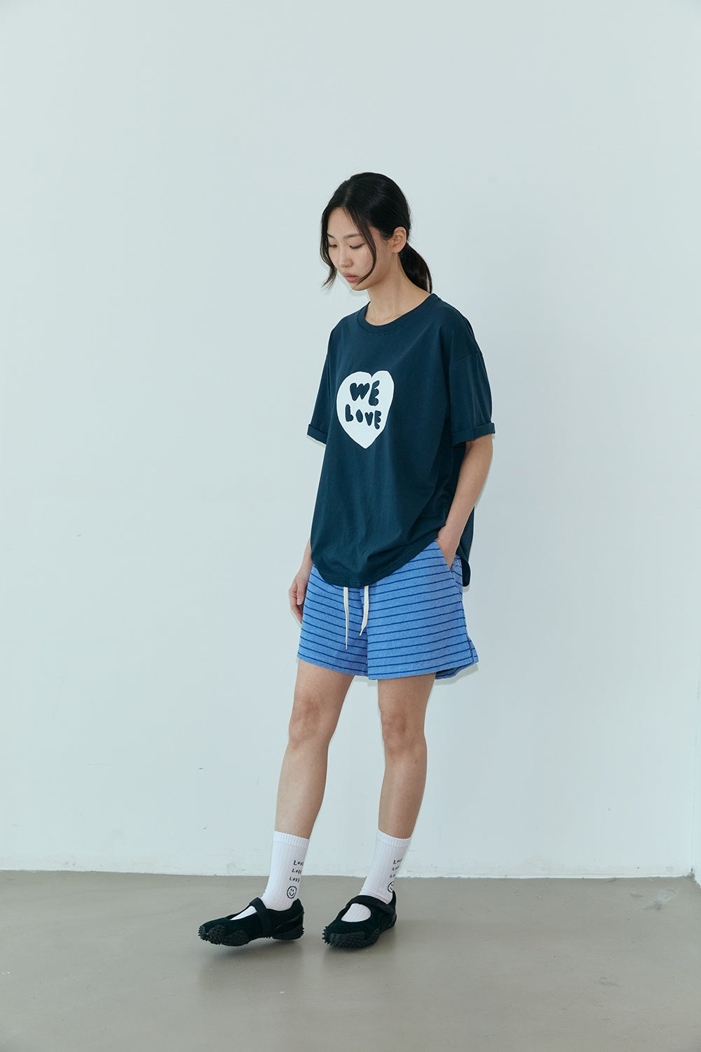 OOOWL 30S T SHIRT FILLED HEART NAVY