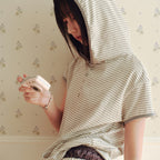 aeae STRIPE HALF SLEEVE HOODIE [GREY]
