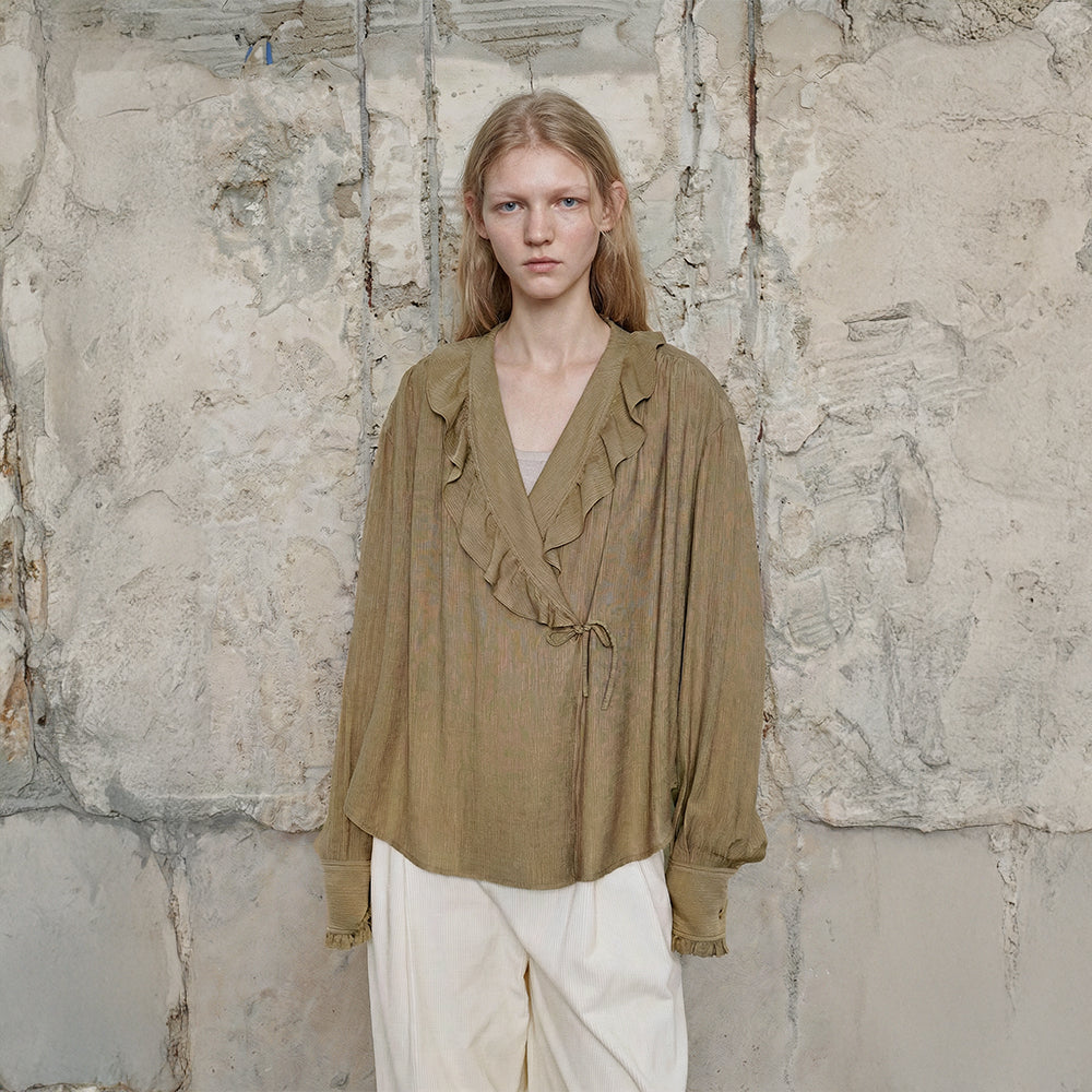 MU:ARVO Frill & Shirred Double Blouse _ Soft Khaki