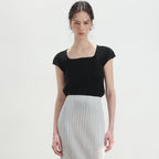 PLEATSMOOD Nora pleated cap sleeve top_black