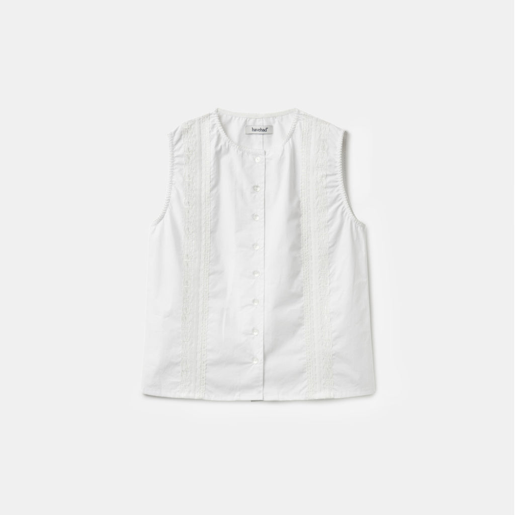 HAVE HAD WOMEN Lace Applique Sleeveless Blouse (White)