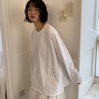 RONRON HEART EMBROIDERED LONG SLEEVE T SHIRT WHITE