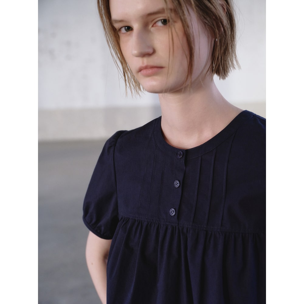 kuho plus Pintuck Detail Blouse Navy (KE6360M05R)