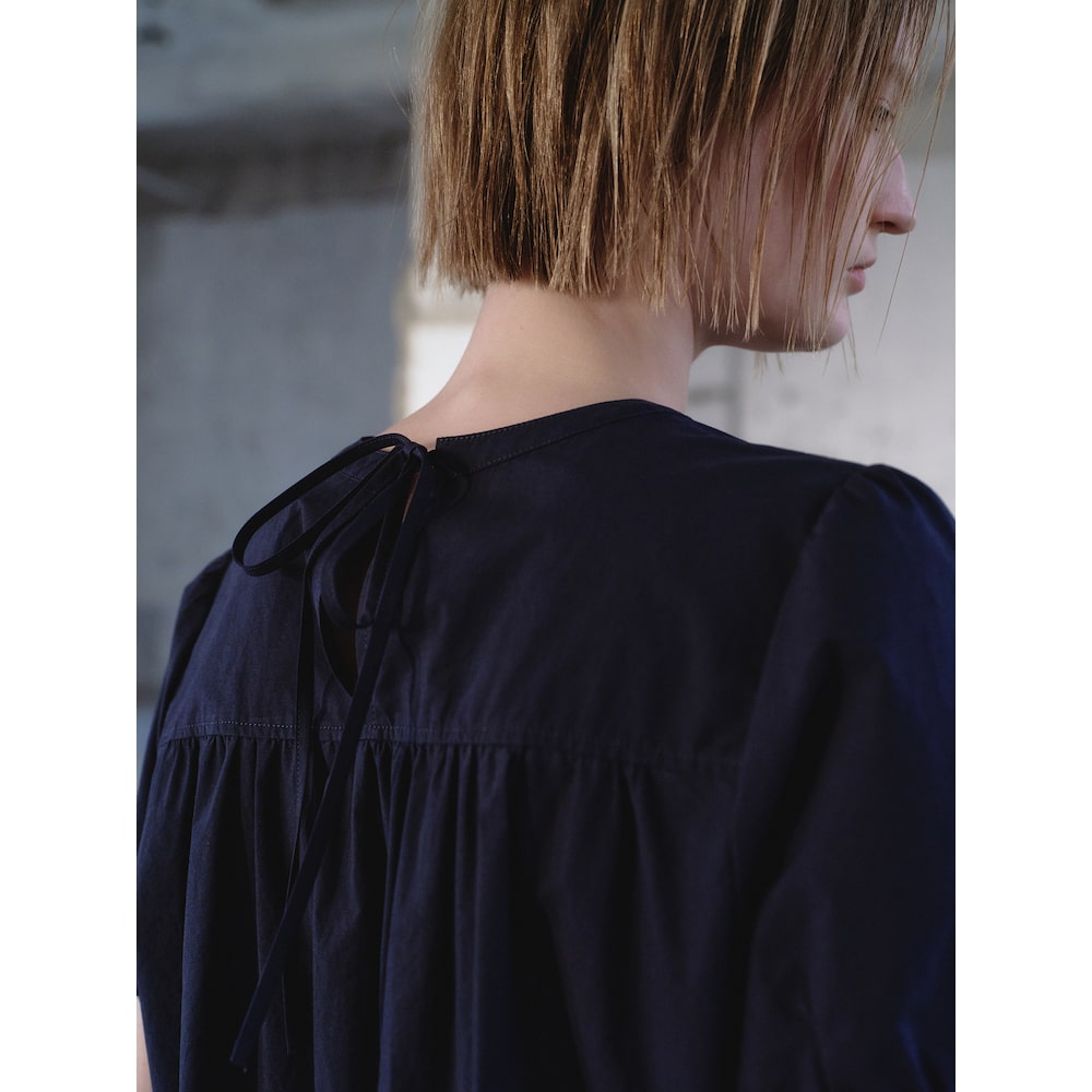 kuho plus Pintuck Detail Blouse Navy (KE6360M05R)