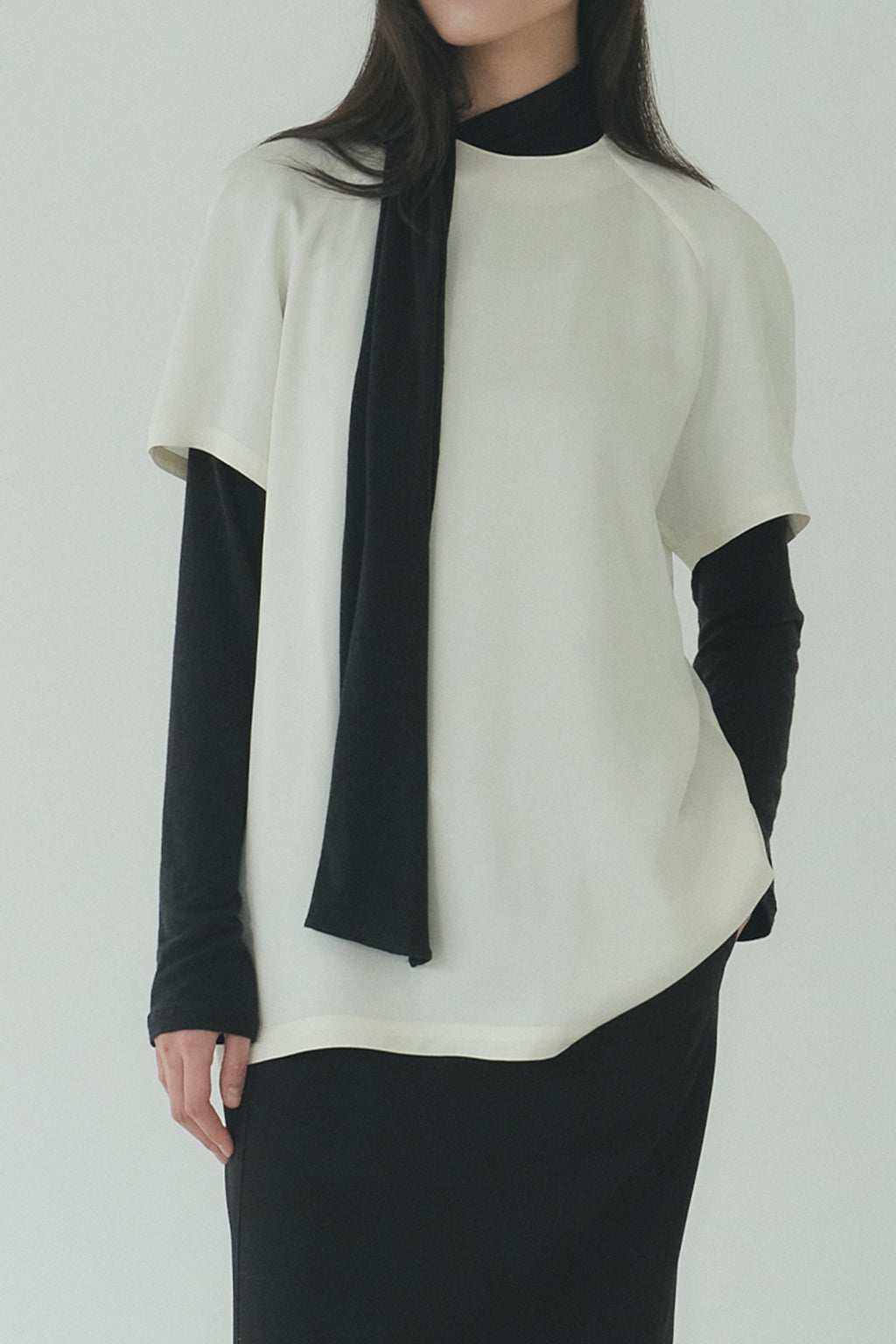 Moon Lee Silky Short-sleeve Blouse_Ivory