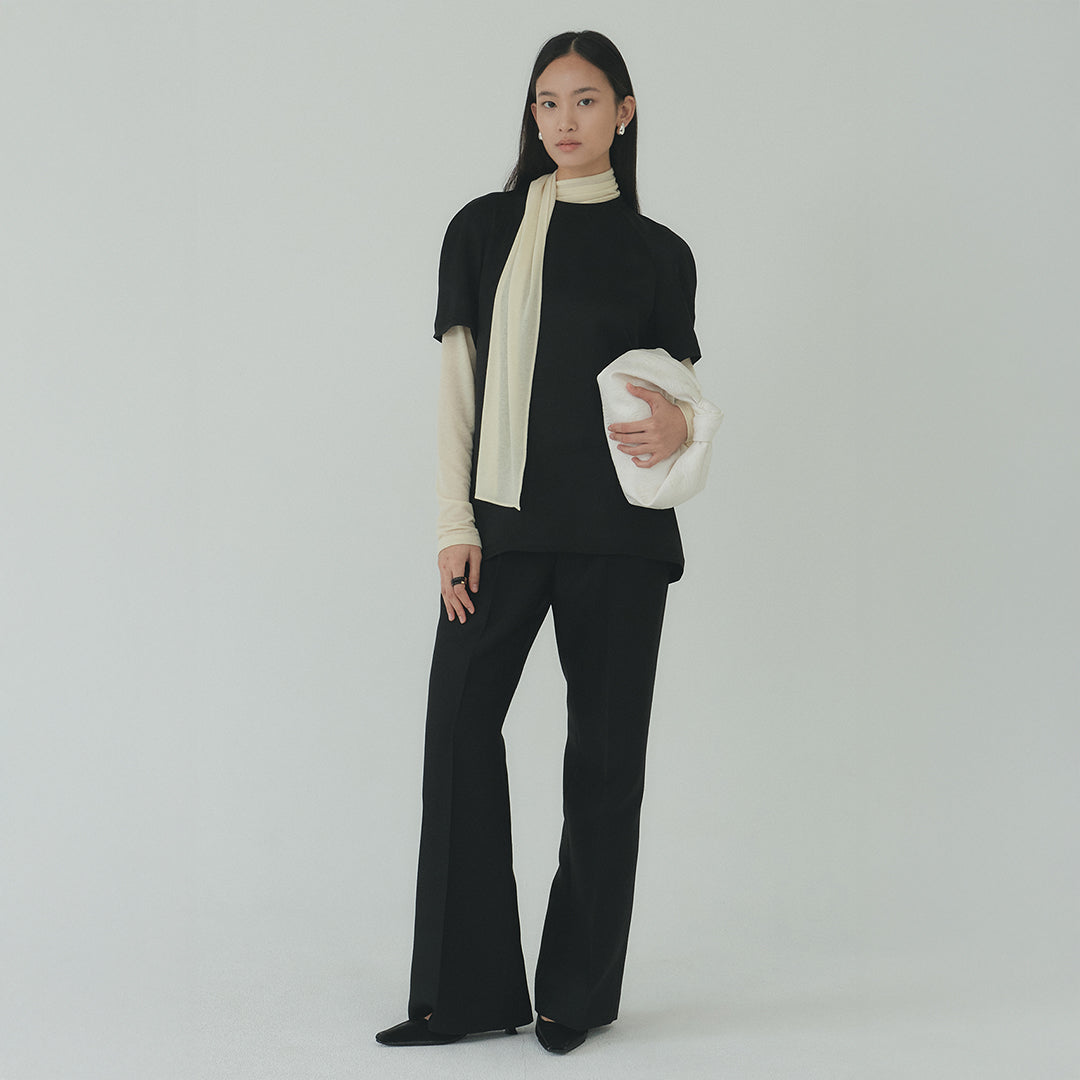 Moon Lee Silky Short-sleeve Blouse_Black