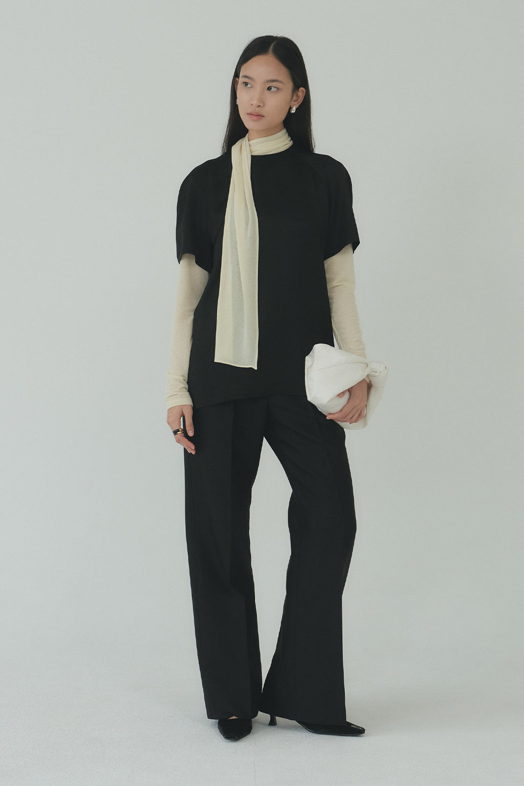 Moon Lee Silky Short-sleeve Blouse_Black